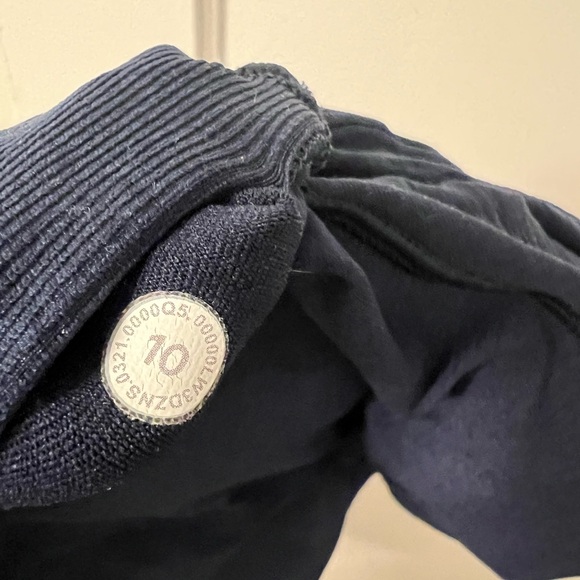 Navy Lululemon Long Sleeve Cropped Work Out Top - Picture 3 of 3